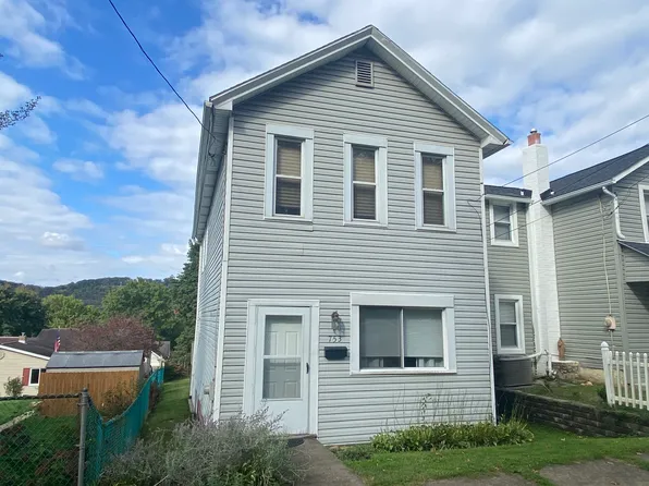 753 6th St, Oakmont, PA 15139