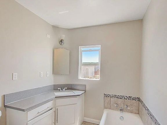 4th image of 1729 W 105th St