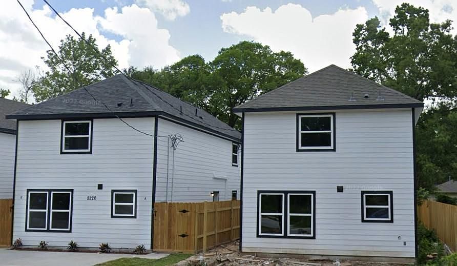1st image of 8218 Crestview Dr Unit B