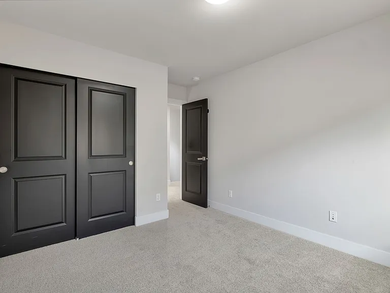 20513 Richmond Rd — Photo 26