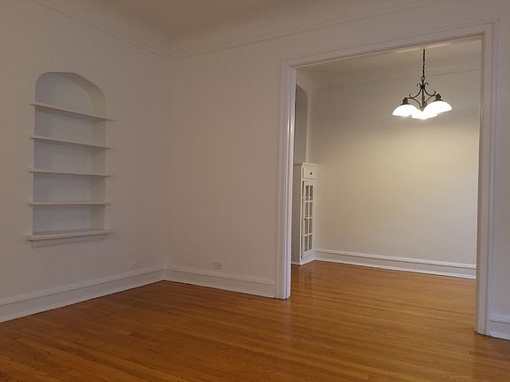 3rd image of 7121 S Paulina St #3