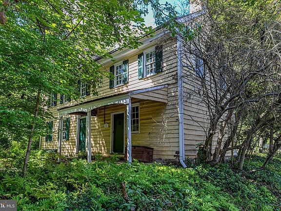 2nd image of 2071 Pennington Rd
