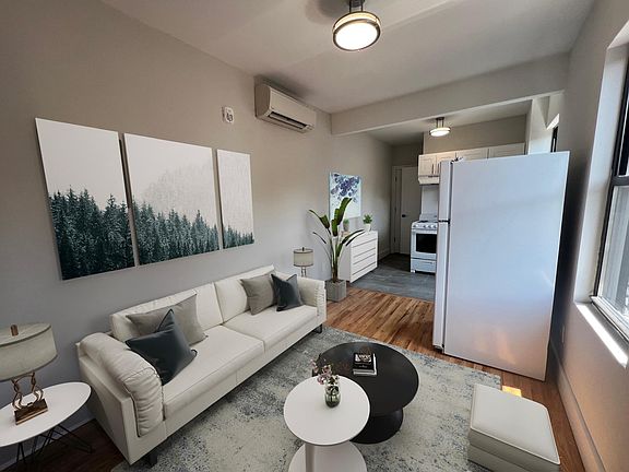 3rd image of 12 Seymour St #L