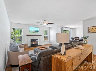 10203 Rockwood Rd, Charlotte, NC 28215