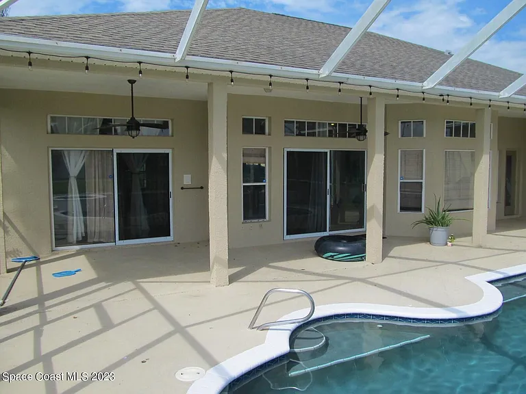 986 Fostoria Dr — Photo 25