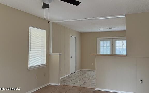 4th image of 5536 Crestwood Dr