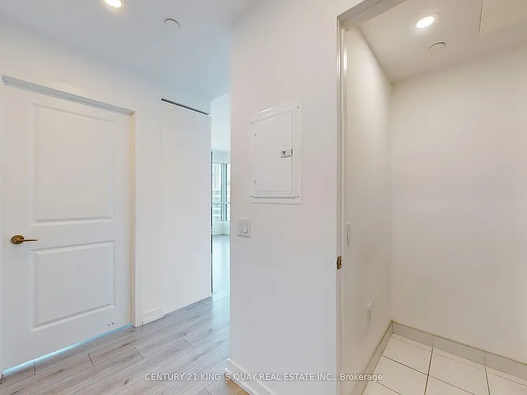 395 Bloor St E #4710 — Photo 29