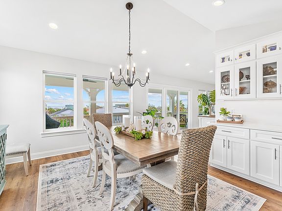 3rd image of 726 White Ibis Way