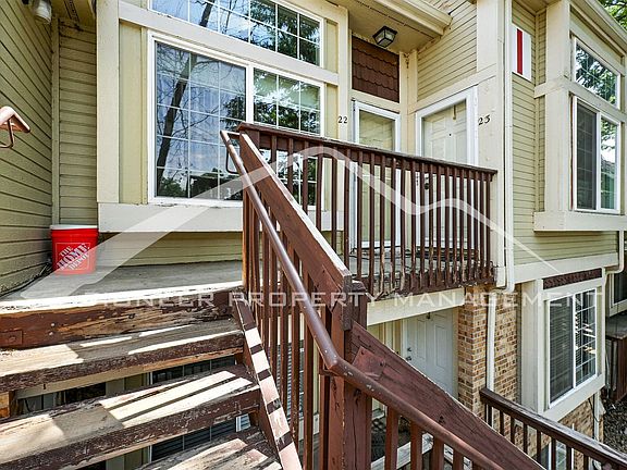 2nd image of 1885 S Quebec Way APT I22