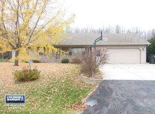 N8951 Wildflower Ln, BRILLION, WI 54110