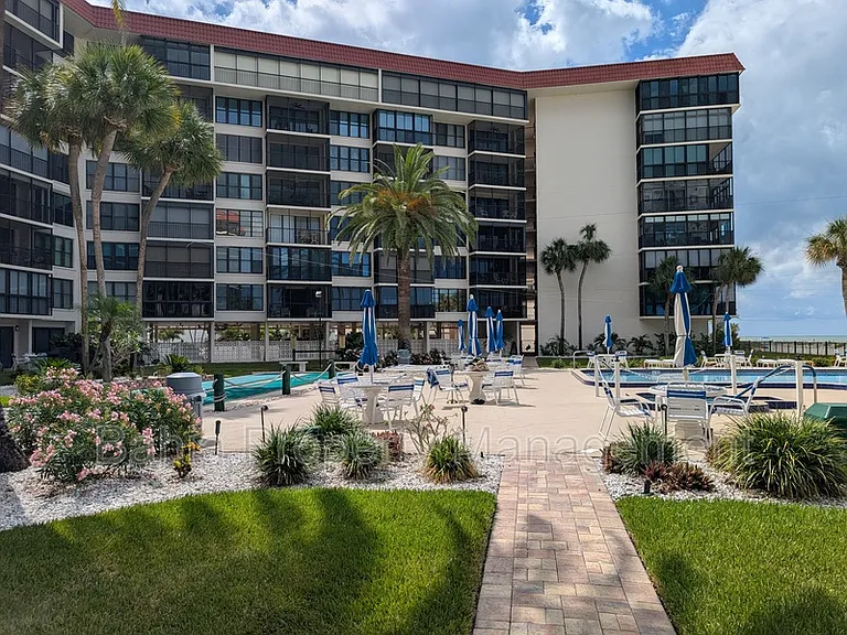 18304 Gulf Blvd #406 — Photo 16