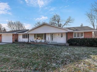 224 Laurel Ln, Dekalb, IL 60115