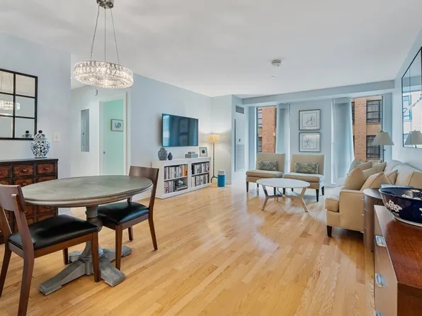 80 Broad St Unit 1002, Boston, MA 02110