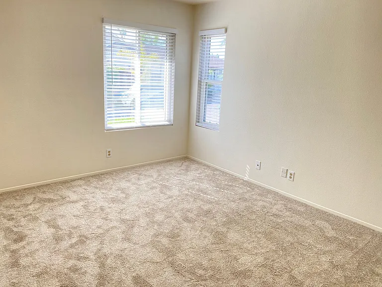 7563 Agua Dulce Ct — Photo 16