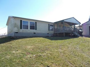 121 Phillip Ave, Campbellsburg, KY 40011