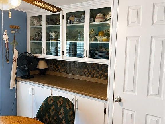 4th image of 383 S Hillcrest Drive #85
