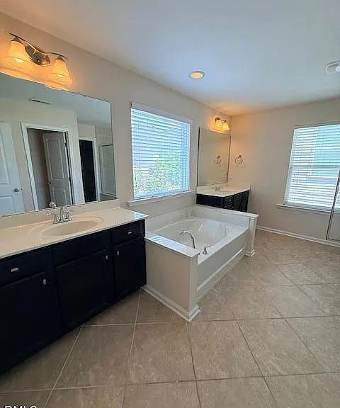 254 Begen St — Photo 22