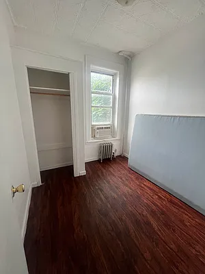 Rented by Standard Living Realty Inc | media 12