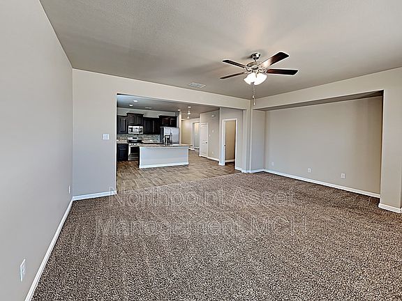 2nd image of 2606 Lavender Ln