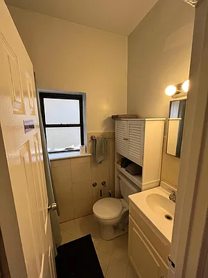 Rented by Point NYC | media 8