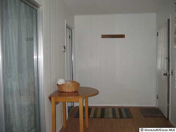 4th image of 84 Yorktowne Parkway #A