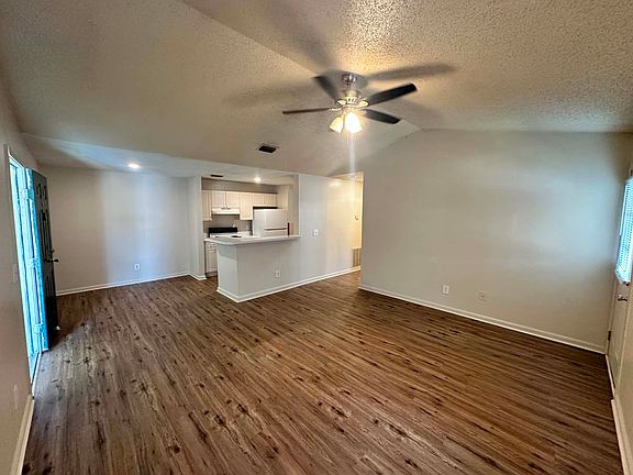 2nd image of 571 Plaza Dr #404-B