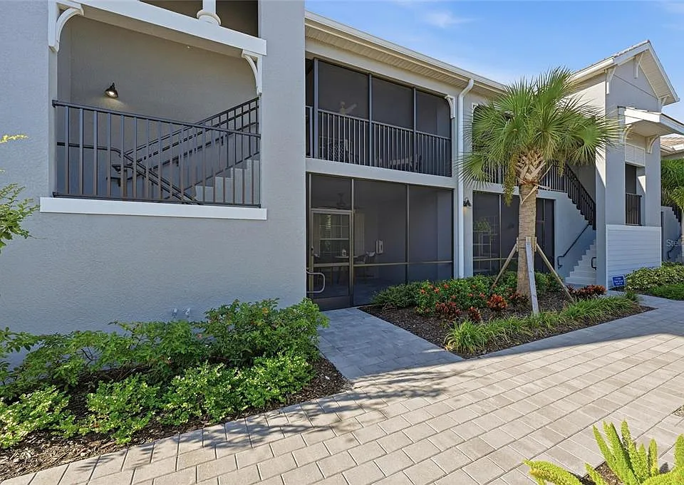 17500 Opal Sand Dr #206