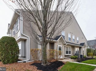 5504 Essex Ln, Mount Laurel, NJ 08054