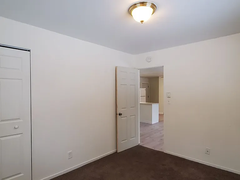 2500 Holiday Rd — Photo 6