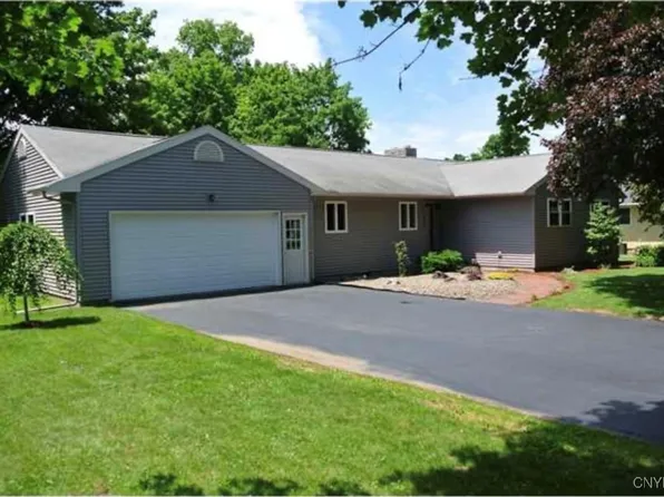205 Prospect St, Canastota, NY 13032
