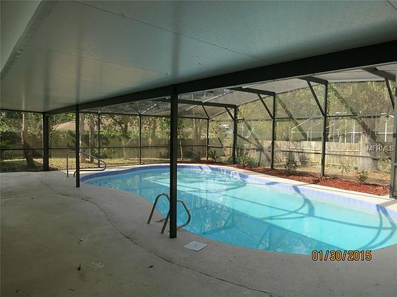 5th image of 343 Mead Dr