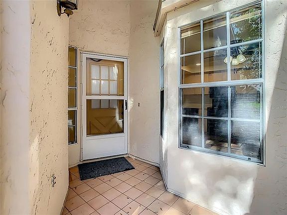 2nd image of 11515 Versailles Ln