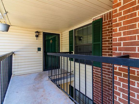 2nd image of 4400 Hemingway Dr APT 217