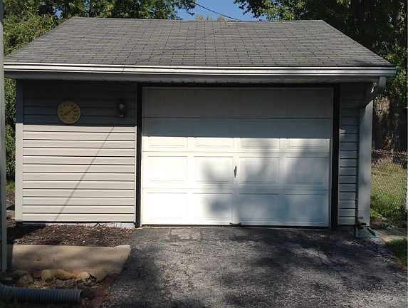 2nd image of 3098 Aris St NW
