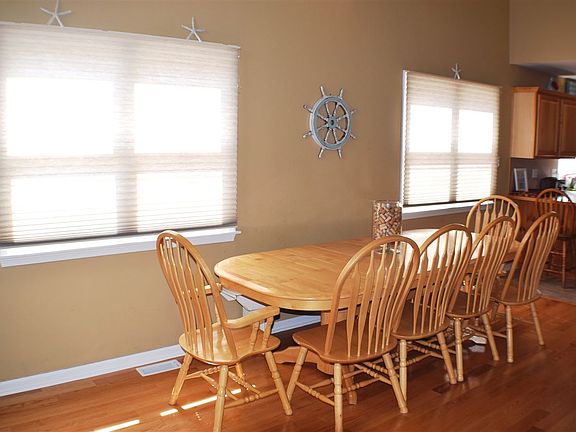 5th image of 250 57th St #East