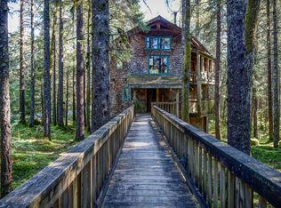 5110 View Dr, Juneau, AK 99801