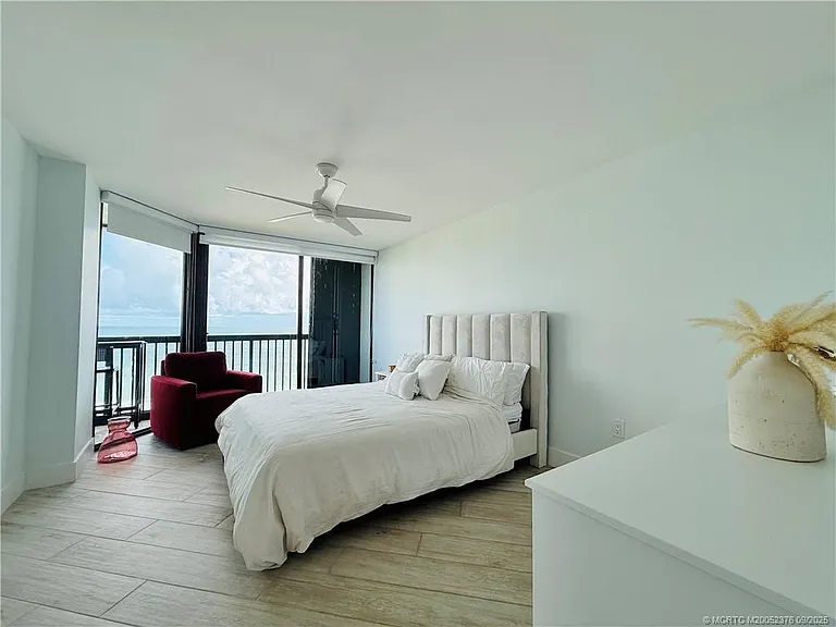 8800 S Ocean Dr #1201 — Photo 51
