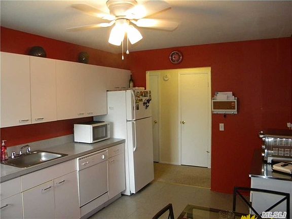 5th image of 2423 Union Blvd APT 5B