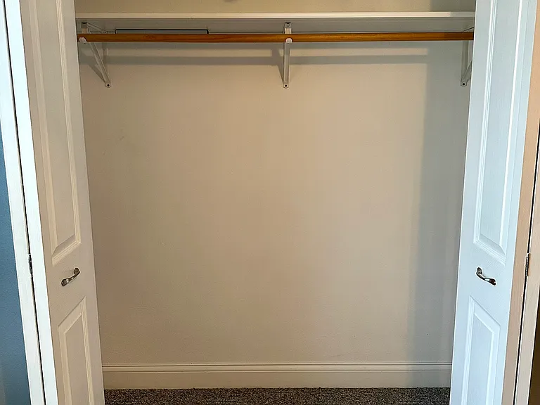 320 Holland Rd — Photo 17