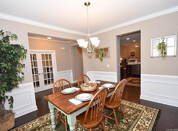 5th image of 8109 Goodall Ct