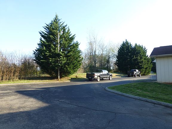3rd image of 1966 Sequoyah Ave
