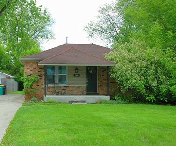 22115 Haynes Ave, Farmington Hills, MI, 48336