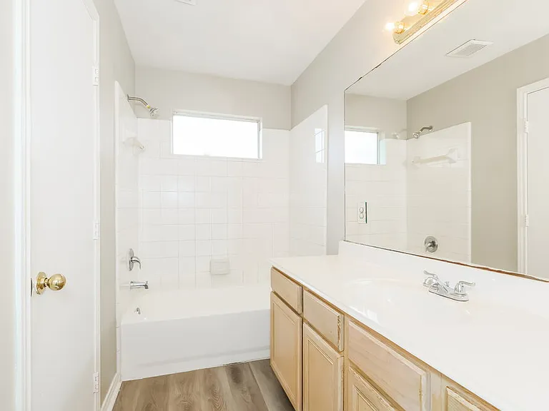 8002 Scarlet Tanager Dr — Photo 13