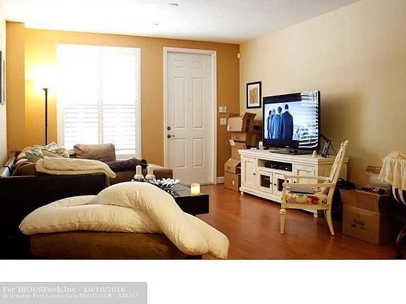 3rd image of 364 SW 13th Ter #364