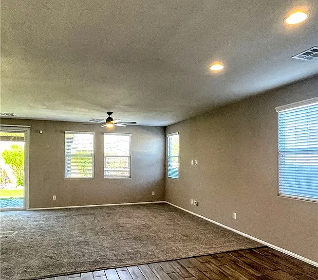 1816 Luxor Lights Ave — Photo 6