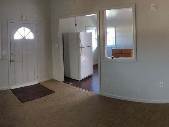 2nd image of 3161 Sterling St