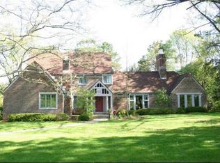 1420 W Sugnet Rd, Midland, MI 48640