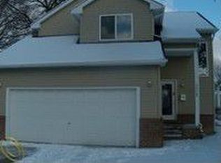 26368 Delton St, Madison Heights, MI