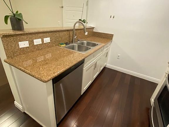 2nd image of 11740 Vanowen St #202
