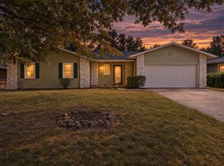 3012 W Countryside Drive, Springfield, MO 65807